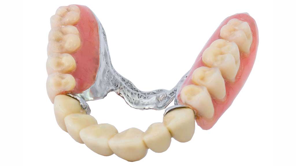 بهترین دندانپزشک پروتز دندان در شیراز ⭐ [1403]